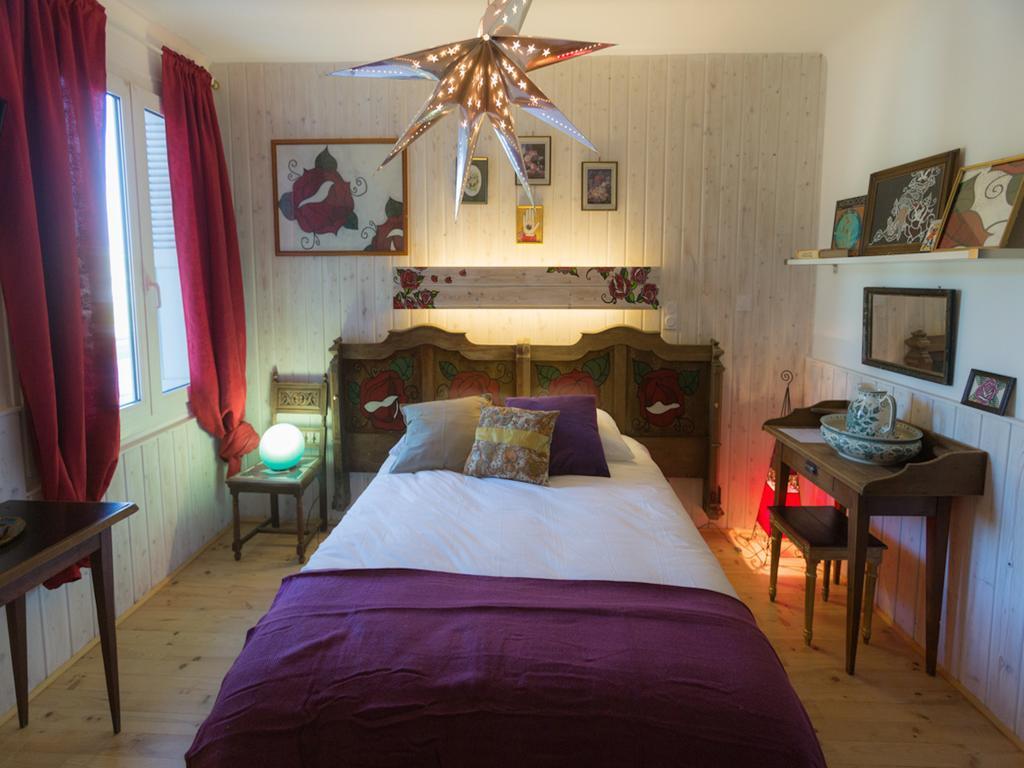 Mamie Jane Motel Экс-ле-Бен Номер фото